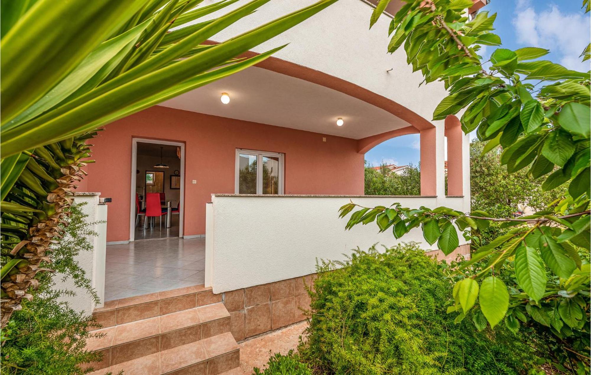 Beautiful Apartment In Vir With Wifi Exterior foto